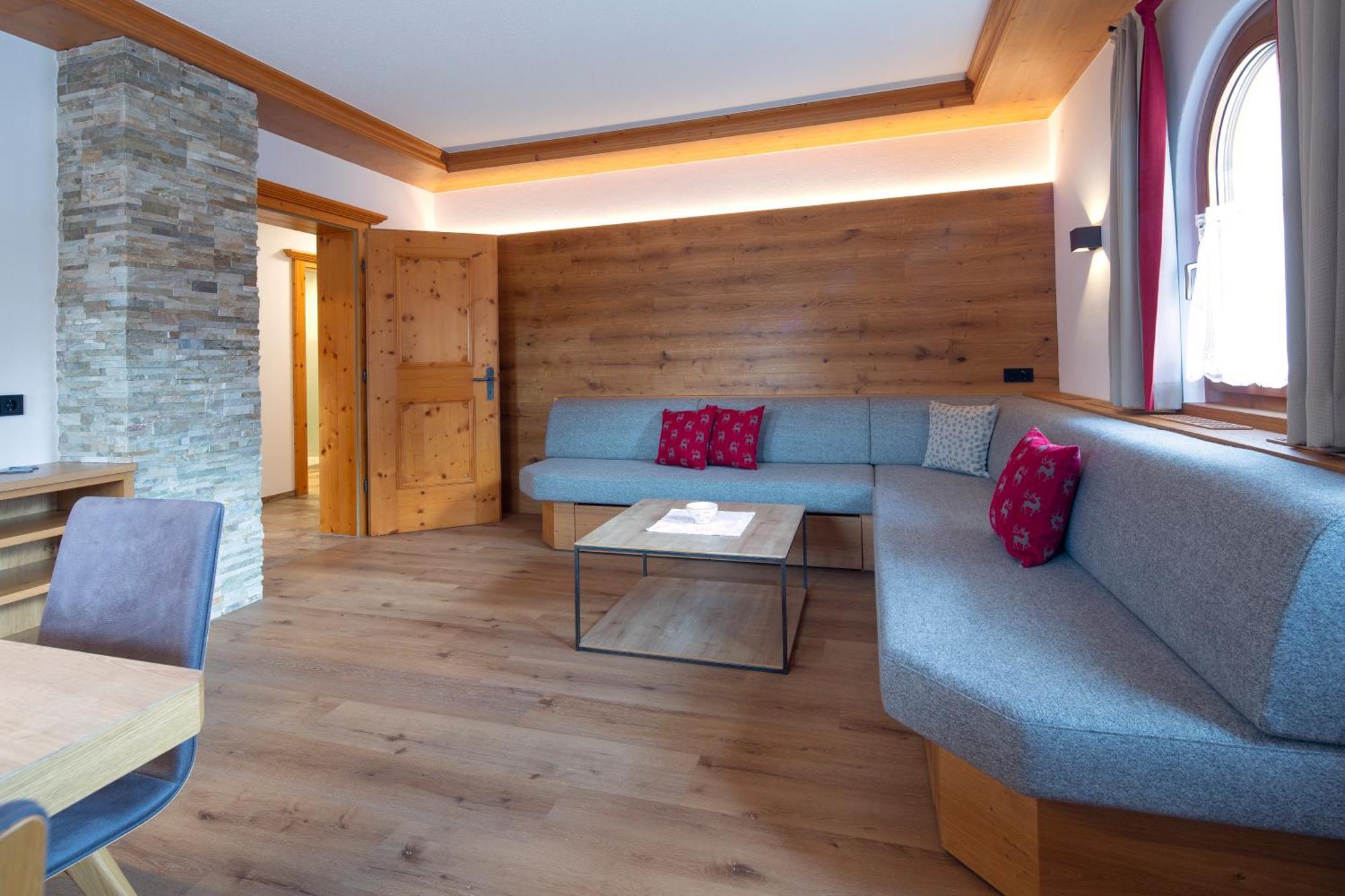 Gaestehaus Brantlhof Zimmer Und Ferienwohnungen In Going Am Wilden Kaiser Екстериор снимка