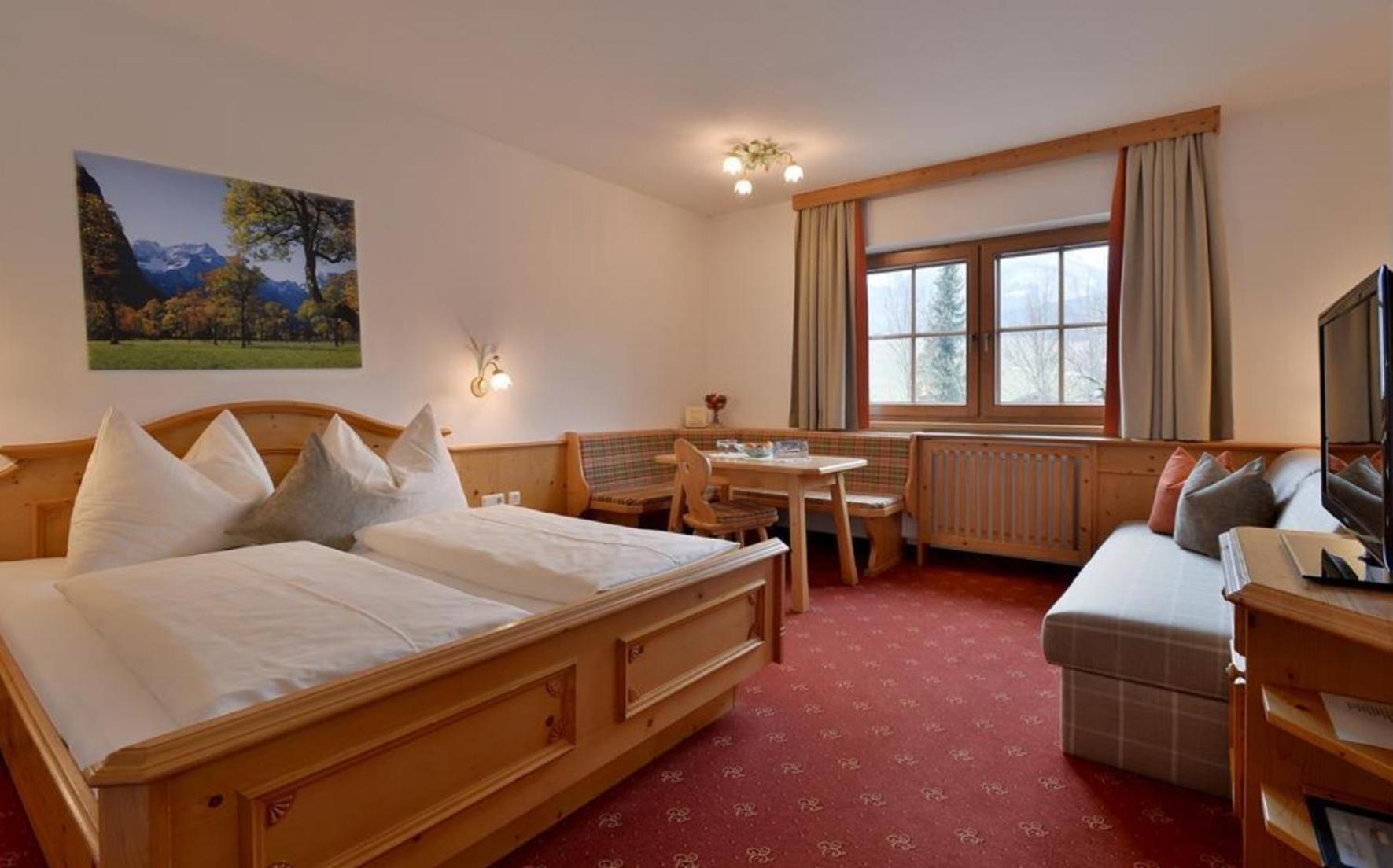 Gaestehaus Brantlhof Zimmer Und Ferienwohnungen In Going Am Wilden Kaiser Екстериор снимка
