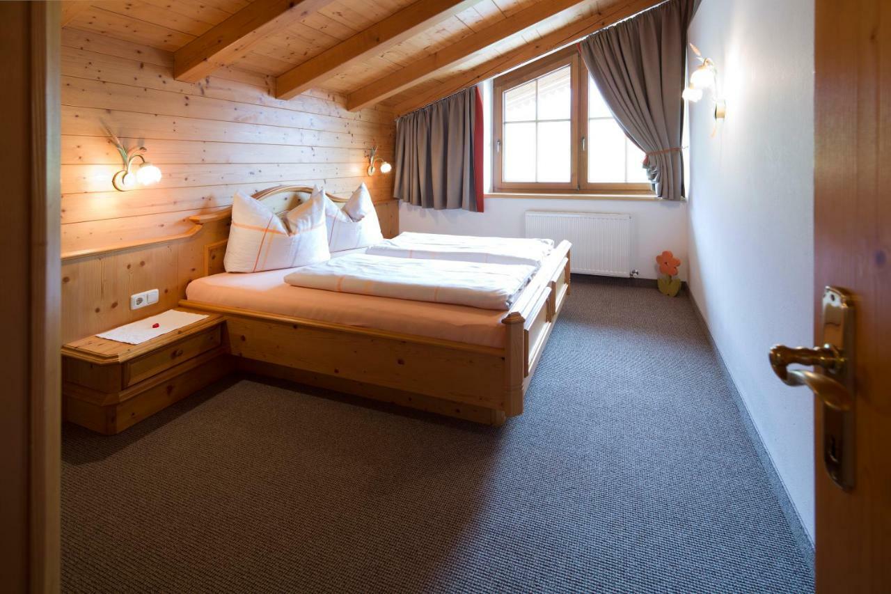 Gaestehaus Brantlhof Zimmer Und Ferienwohnungen In Going Am Wilden Kaiser Екстериор снимка